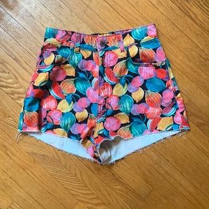 Zara fruity high waisted short shorts
